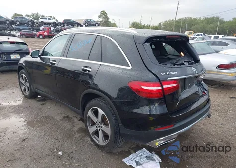 2018 Mercedes-Benz Glc 300 4Matic from USA, damaged, VIN WDC0G4KB1JV087942